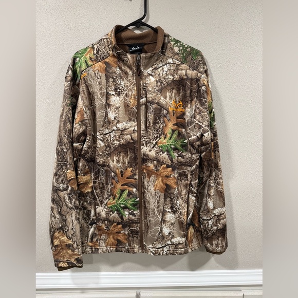 Realtree Other - RealTree Light Weight Jacket